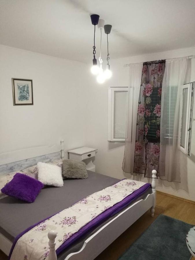 Seaside House For Families With Children Cove Tvrdni Dolac, Hvar - 2057 Gdinj Экстерьер фото